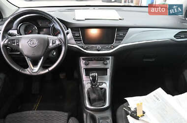Универсал Opel Astra 2019 в 