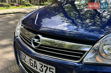 Універсал Opel Astra 2009 в 