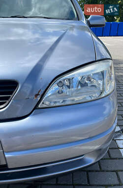 Седан Opel Astra 2003 в 