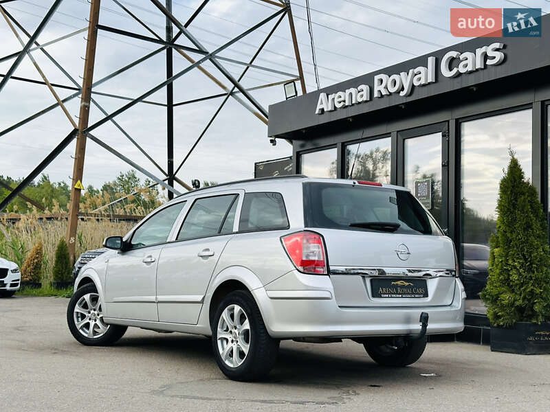 Универсал Opel Astra 2008 в Харькове