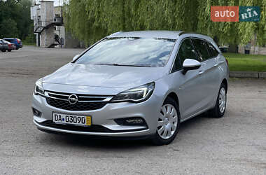 Универсал Opel Astra 2016 в 