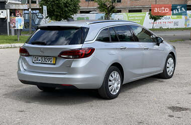 Универсал Opel Astra 2016 в 