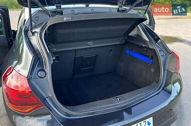 Хэтчбек Opel Astra 2014 в 