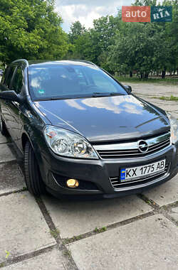 Седан Opel Astra 2009 в Харькове