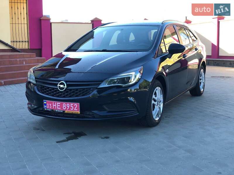 Универсал Opel Astra 2018 в Луцке