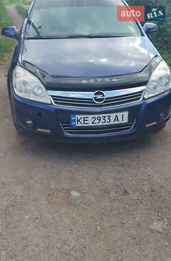 Универсал Opel Astra 2008 в Кривом Роге