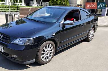 Купе Opel Astra 2004 в 