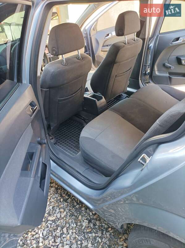 Універсал Opel Astra 2005 в Виноградові