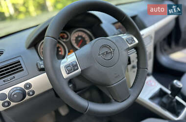Универсал Opel Astra 2009 в 