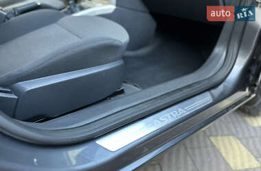 Универсал Opel Astra 2009 в 