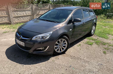 Универсал Opel Astra 2012 в 