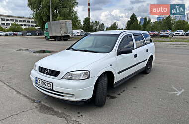 Універсал Opel Astra 2004 в Києві