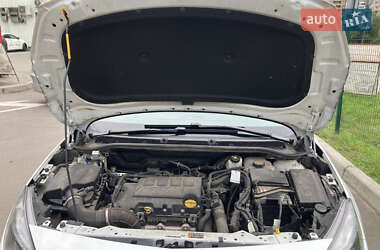Седан Opel Astra 2020 в 