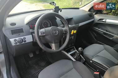 Універсал Opel Astra 2006 в 