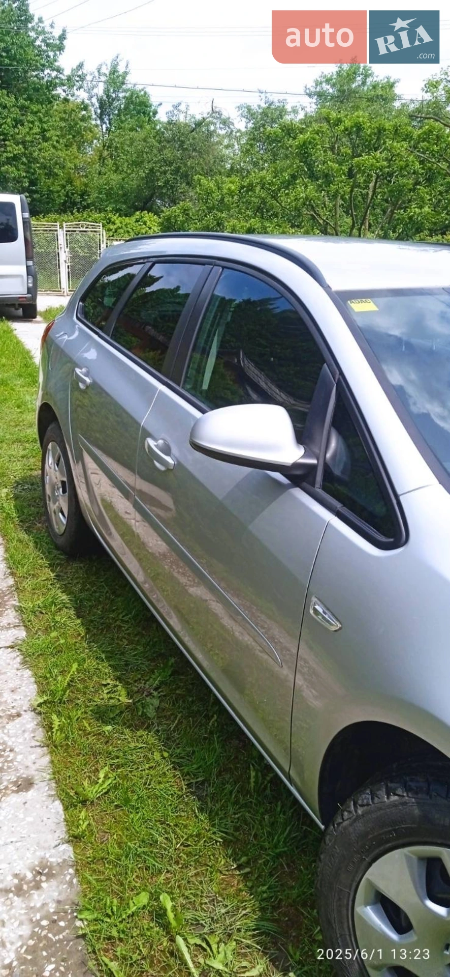 2011 Opel Astra - мініатюра 10