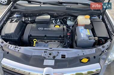 Универсал Opel Astra 2005 в 