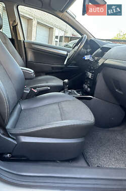 Універсал Opel Astra 2007 в 
