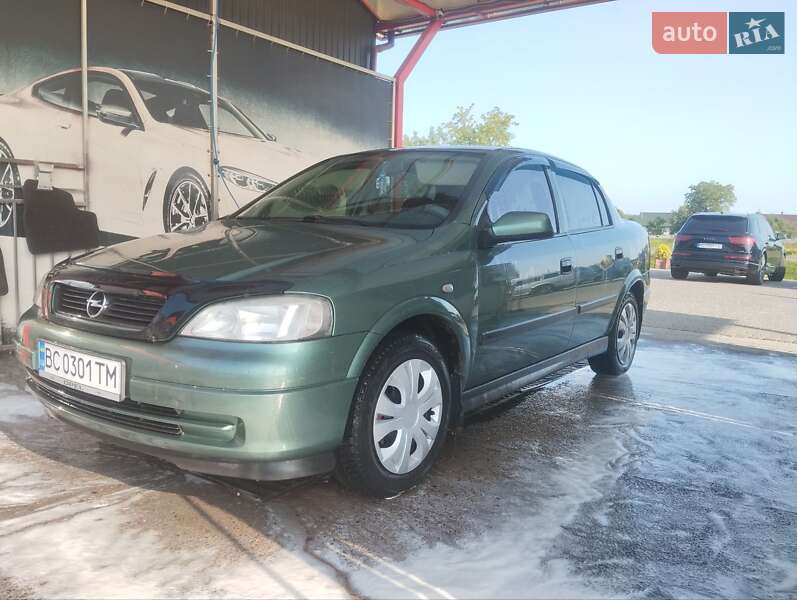 Седан Opel Astra 2006 в Яворові