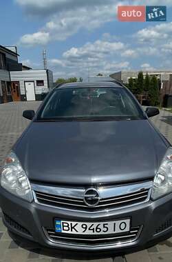 Універсал Opel Astra 2007 в Дубровиці