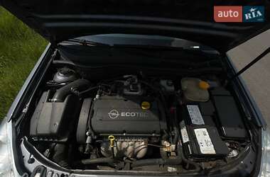 Универсал Opel Astra 2007 в 