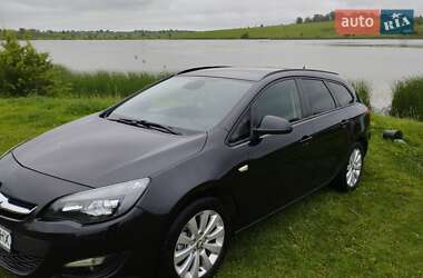 Универсал Opel Astra 2014 в 