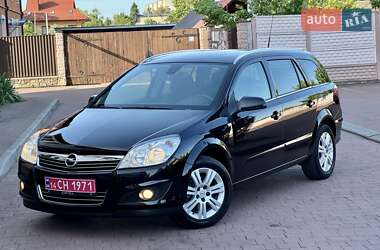 Універсал Opel Astra 2008 в Стрию