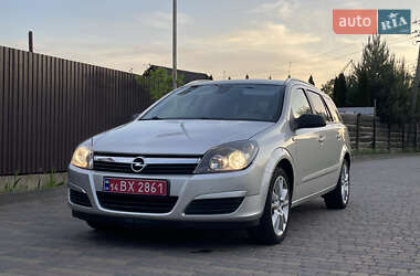 Универсал Opel Astra 2005 в 