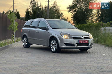 Универсал Opel Astra 2005 в 