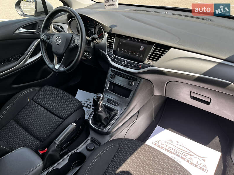 Универсал Opel Astra 2019 в Житомире