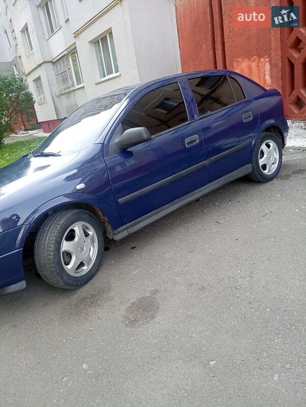 Хэтчбек Opel Astra 2004 в Хмельницком