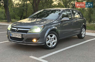 Хетчбек Opel Astra 2006 в 