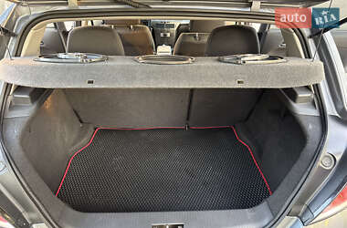 Хетчбек Opel Astra 2006 в 