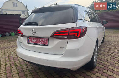 Универсал Opel Astra 2018 в 