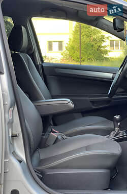 Универсал Opel Astra 2008 в 