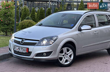 Універсал Opel Astra 2009 в 