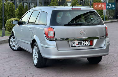 Універсал Opel Astra 2009 в 