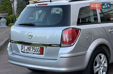 Універсал Opel Astra 2009 в 
