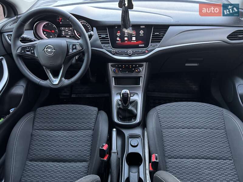 Універсал Opel Astra 2019 в Долині