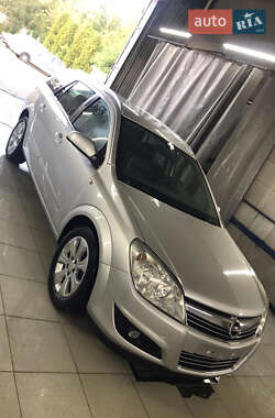 Універсал Opel Astra 2009 в 