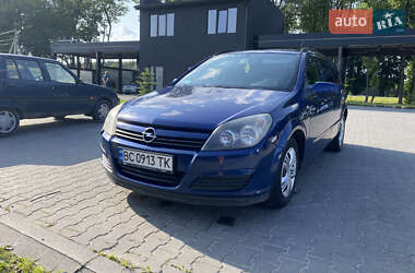Универсал Opel Astra 2005 в Львове