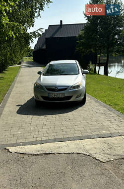 Універсал Opel Astra 2011 в 
