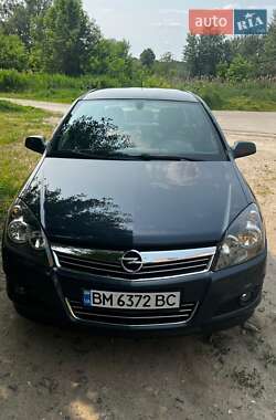 Седан Opel Astra 2008 в Сумах