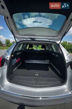 Универсал Opel Astra 2013 в 