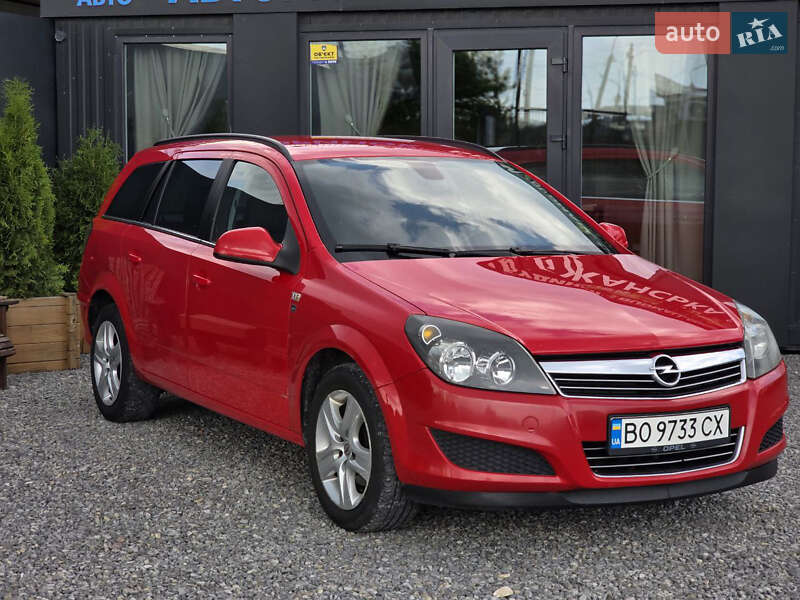 Opel Astra 2010