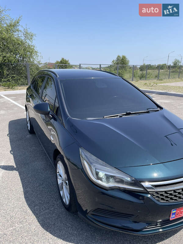 Opel Astra 2016