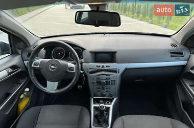 Универсал Opel Astra 2008 в 