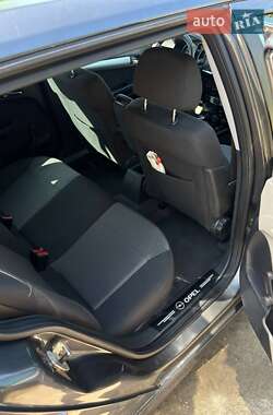 Універсал Opel Astra 2010 в 