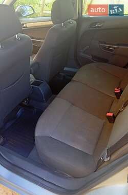 Универсал Opel Astra 2009 в 