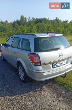 Универсал Opel Astra 2009 в 