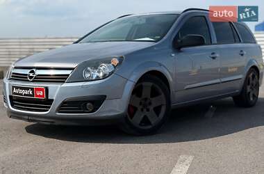 Універсал Opel Astra 2005 в Львові
